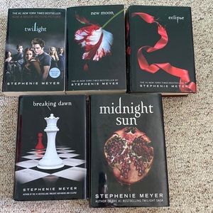 Entire Twilight series plus Midnight Sun